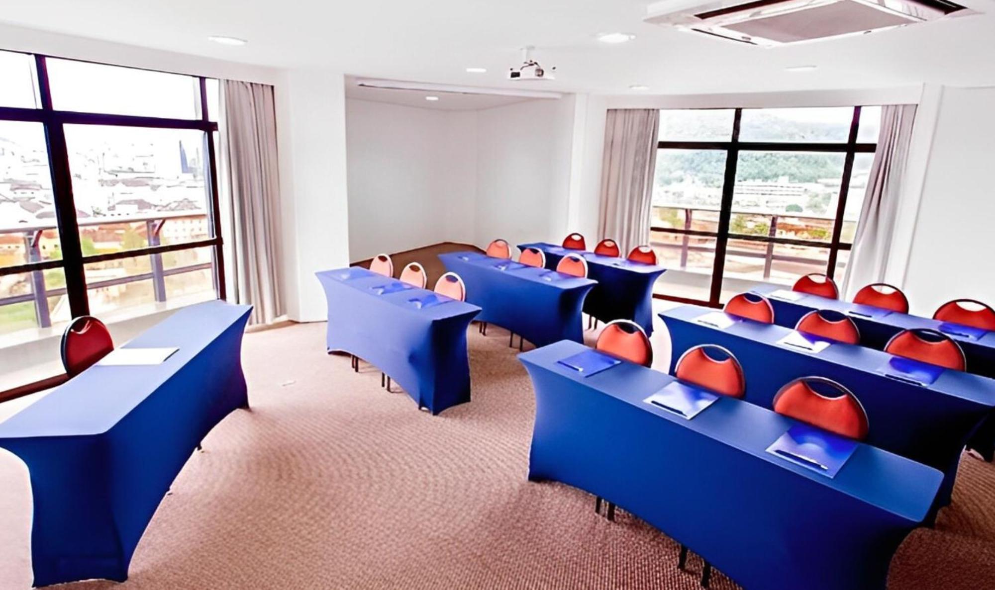 Blue Tree Towers 4* Joinville