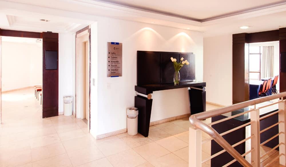 Blue Tree Towers 4*